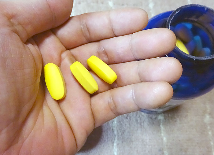 一度飲むとやめられない!アナバイトの飲み方・摂取量・タイミングを解説!ボトルの開け方にも注意!